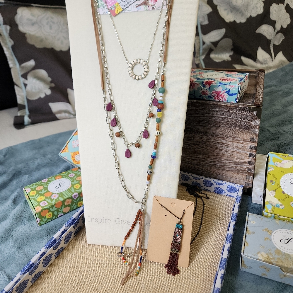 Plunder necklace bundle